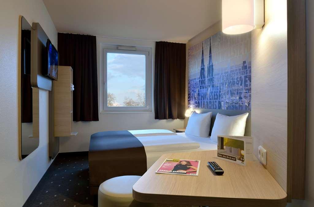 B&B Hotel Koeln-West Room photo