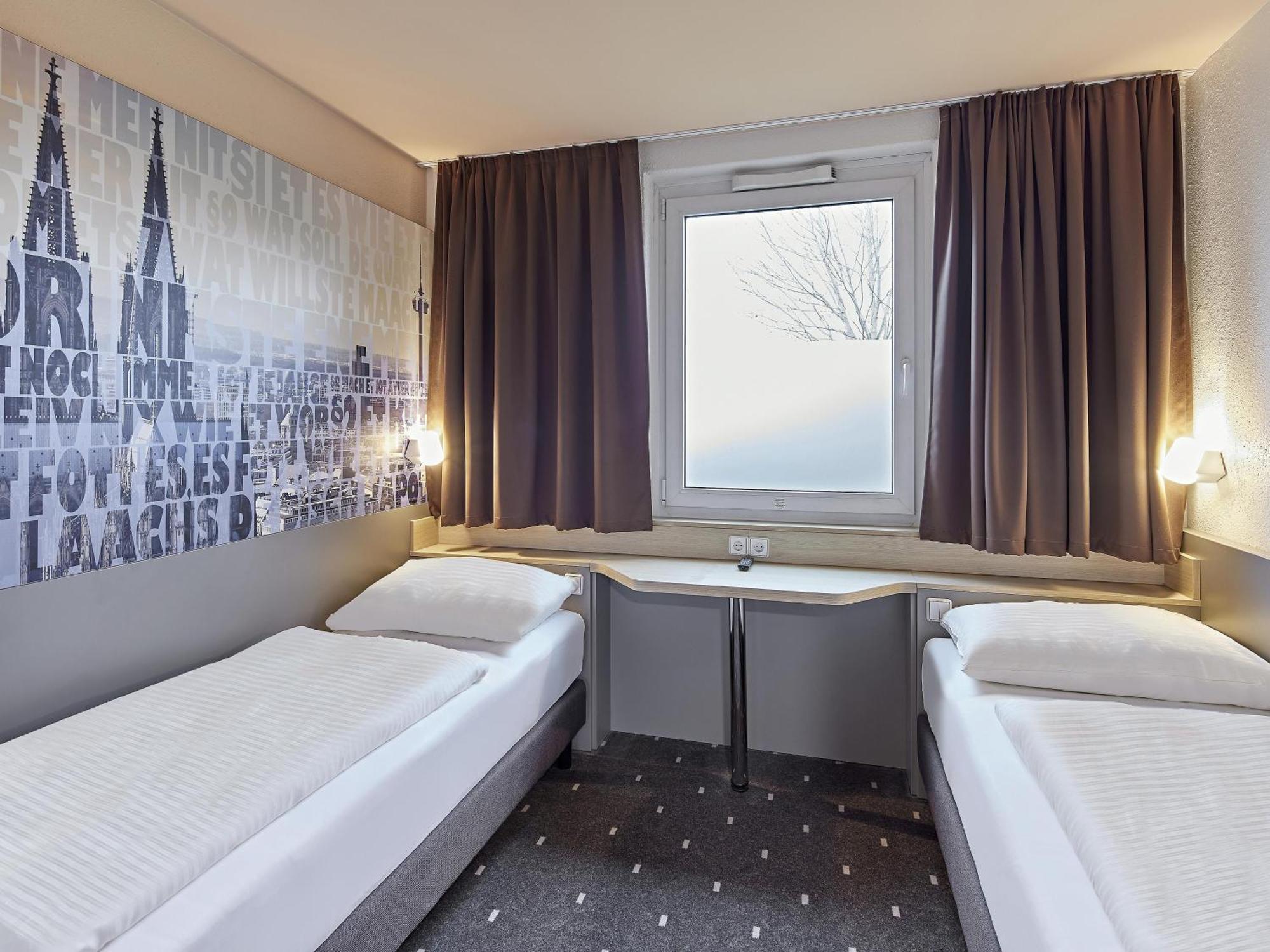 B&B Hotel Koeln-West Exterior photo